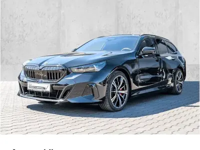 Gebraucht BMW 550e Comfort Edition 489 PS (359 kW) 2025 Schwarz Kombi