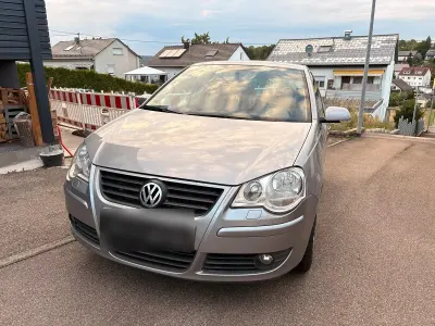 Gebraucht VW Polo 60 PS (44 kW) 2009 Silber Kleinwagen