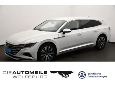 Gebraucht VW Arteon Elegance 218 PS (160 kW) 2023 Oryxweiß perlmutteffekt (metallic) Kombi