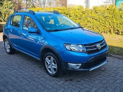 Gebraucht Dacia Sandero Prestige 90 PS (66 kW) 2013 Blau Limousine