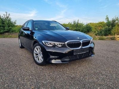 Gebraucht BMW 320 Advantage 190 PS (139 kW) 2020 Schwarz Kombi
