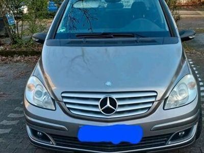 gebraucht Mercedes B200 Automatik