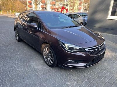 Gebraucht Opel Astra Dynamic 125 PS (91 kW) 2017 Braun Limousine