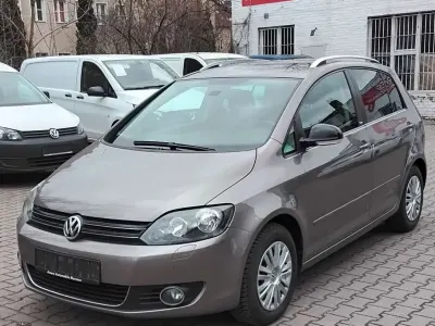 Gebraucht VW Golf Plus Cross Style 105 PS (77 kW) 2012 Braun Van / Kleinbus
