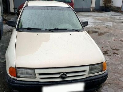 Gebraucht Opel Astra 68 PS (50 kW) 1993 Weiß Kombi