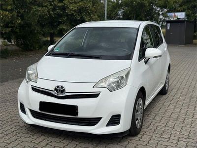 Toyota Verso-S