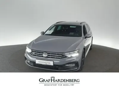 Gebraucht VW Passat Business 200 PS (147 kW) 2023 Grau Kombi