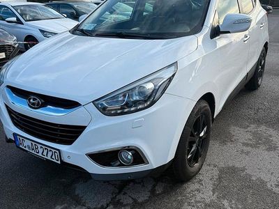 Gebraucht Hyundai ix35 Comfort 184 PS (135 kW) 2015 Weiß SUV