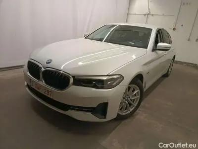 Gebraucht BMW 520 204 PS (150 kW) 2022 Weiß Limousine