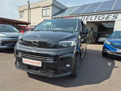Neu Opel Zafira Life 177 PS (130 kW) 2026 Schwarz Van / Kleinbus
