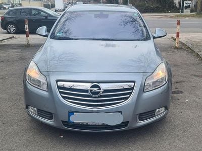 Gebraucht Opel Insignia 131 PS (96 kW) 2011 Silber Limousine