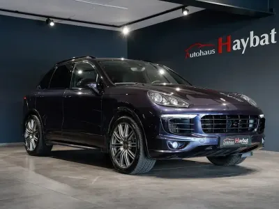 Gebraucht Porsche Cayenne Diesel Platinum Edition 262 PS (192 kW) 2018 Violett SUV