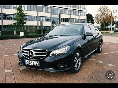 Schwarz Gebraucht 2014 Mercedes E300 Avantgarde Kombi | 22.999 €