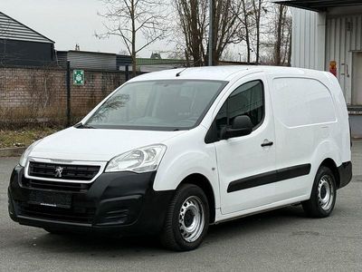 Weiß Gebraucht 2016 Peugeot Partner Van / Kleinbus | 5.950 € (Fairer Preis)