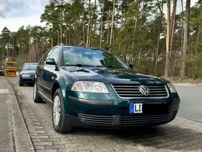 Usata VW Passat 116 CV (85 kW) 2001 Verde Station wagon