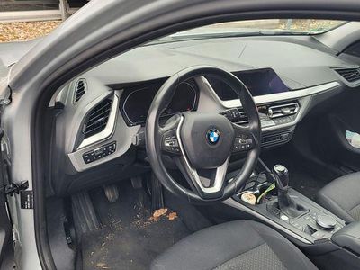 Gebraucht BMW 116 Advantage 116 PS (85 kW) 2019 Silber Kleinwagen