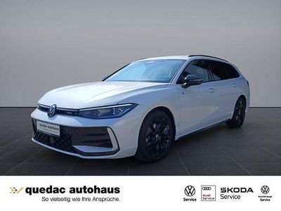 Weiß Gebraucht 2024 VW Passat R-line Kombi | 42.850 € (Etwas zu teuer)