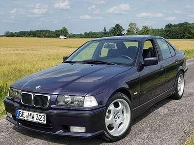 Second-hand BMW 323 M Sport 170 CP (125 kW) 1998 Berlinǎ