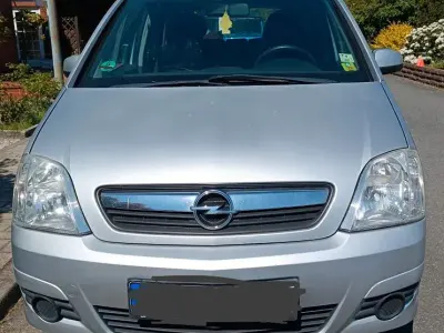 Second-hand Opel Meriva 90 CP (66 kW) 2006 Argintiu Monovolum