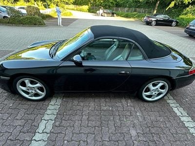 Porsche 911 Carrera