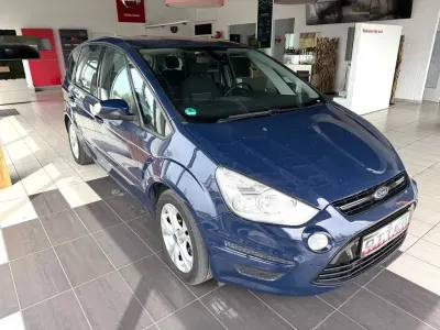 Gebraucht Ford S-MAX Trend 163 PS (119 kW) 2012 Blau Van / Kleinbus