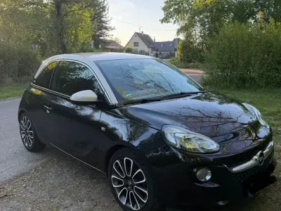 Usata Opel Adam 69 CV (50 kW) 2015 Nero Utilitaria
