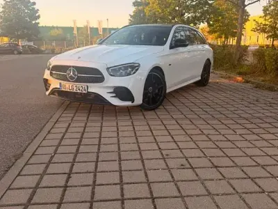 Gebraucht Mercedes E200 204 PS (150 kW) 2024 Weiß Limousine