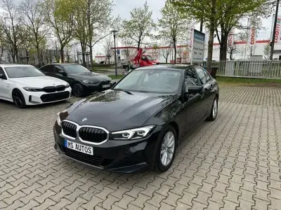 Gebraucht BMW 320 Shadowline 190 PS (139 kW) 2023 Blacksapphire Limousine