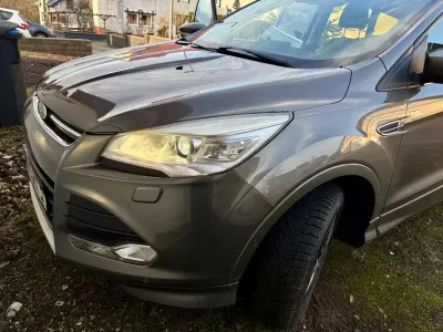 Gebraucht Ford Kuga Individual 182 PS (133 kW) 2014 Grau SUV