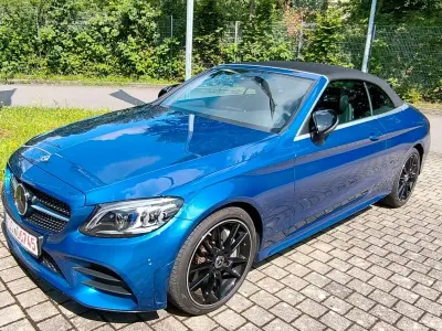 Gebraucht Mercedes C300 258 PS (189 kW) 2023 Schwarz Cabrio