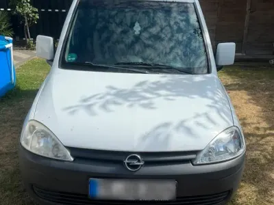 Gebraucht Opel Combo 75 PS (55 kW) 2011 Weiß Van / Kleinbus