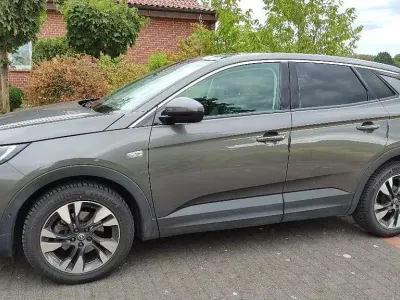 Gebraucht Opel Grandland X Innovation 131 PS (96 kW) 2019 Grau SUV