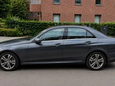 Gebraucht Mercedes E200 170 PS (125 kW) 2014 Grau Limousine