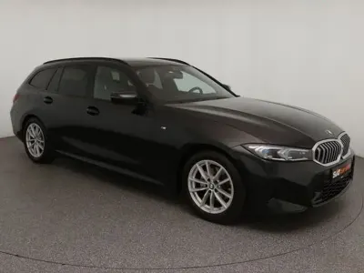 Używany BMW 320 M Sport 190 KM (139 kW) 2025 Czarny Kombi