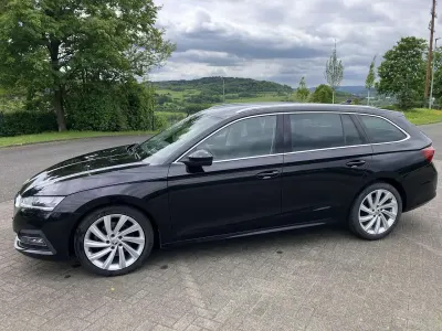 Gebraucht Skoda Octavia First Edition 150 PS (110 kW) 2020 Schwarz Kombi