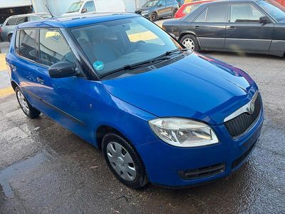 Gebraucht Skoda Fabia 69 PS (50 kW) 2009 Blau Kleinwagen