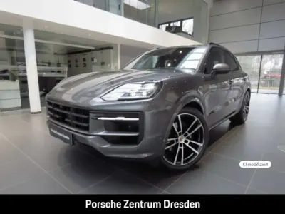 Gebraucht Porsche Cayenne 354 PS (260 kW) 2026 Quarzitgraumetallic (metallic) SUV