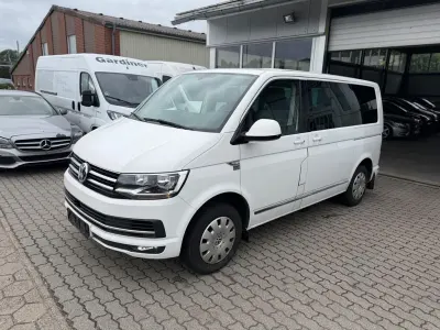 Gebraucht VW Multivan 150 PS (110 kW) 2018 Weiß Van / Kleinbus