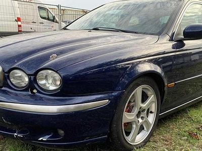 Jaguar X-type
