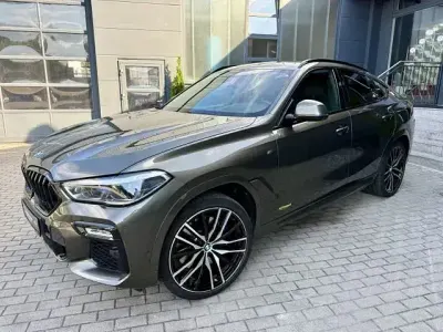 Gebraucht BMW X6 M50 Performance 400 PS (294 kW) 2019 Gold SUV