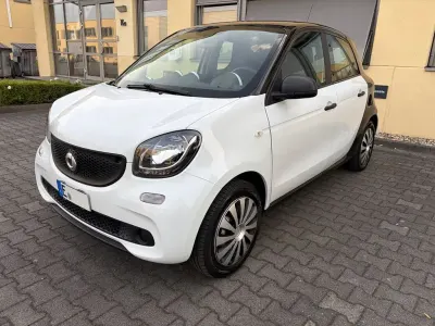 Gebraucht Smart ForFour 71 PS (52 kW) 2016 Weiß Kleinwagen