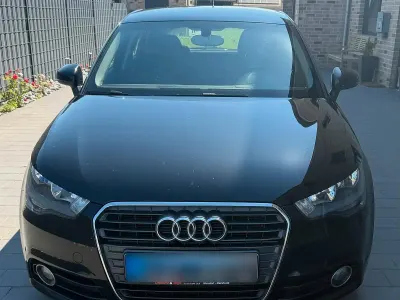 Gebraucht Audi A1 96 PS (70 kW) 2012 Schwarz Kleinwagen