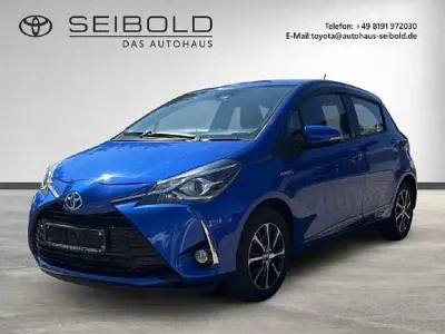 Gebraucht Toyota Yaris Basis 100 PS (73 kW) 2018 Titanblau metallic