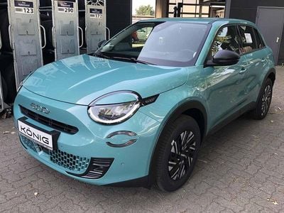 Neu Fiat 600 146 PS (107 kW) 2025 Blau Limousine