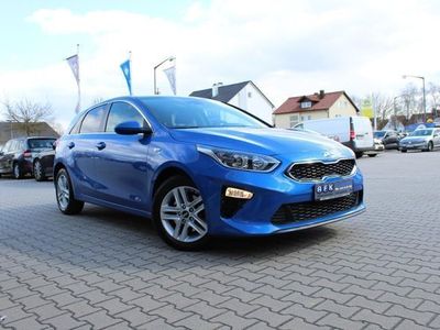 gebraucht Kia Ceed 1.5 TGDI | SILBER | AUTOMATIK