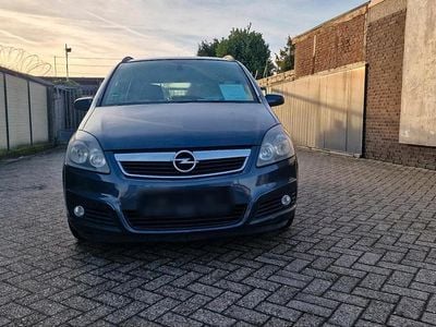 Usata Opel Zafira 140 CV (102 kW) 2005 Blu Monovolume
