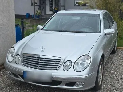 Usata Mercedes 240 177 CV (130 kW) 2002 Argento Berlina