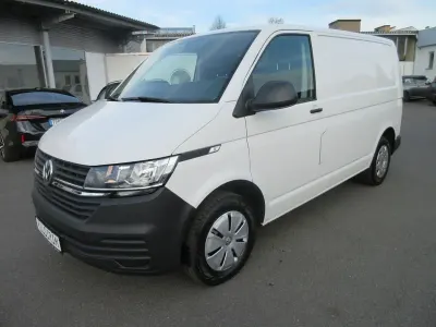 Gebraucht VW T6.1 90 PS (66 kW) 2022 Weiß Van