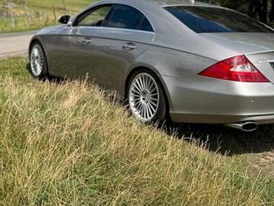 Gebraucht Mercedes CLS320 300 PS (220 kW) 2008 Andere farben Limousine