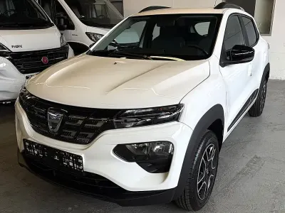 Gebraucht Dacia Spring Comfort Plus 33 kW (45 PS) 2022 Weiß Kleinwagen
